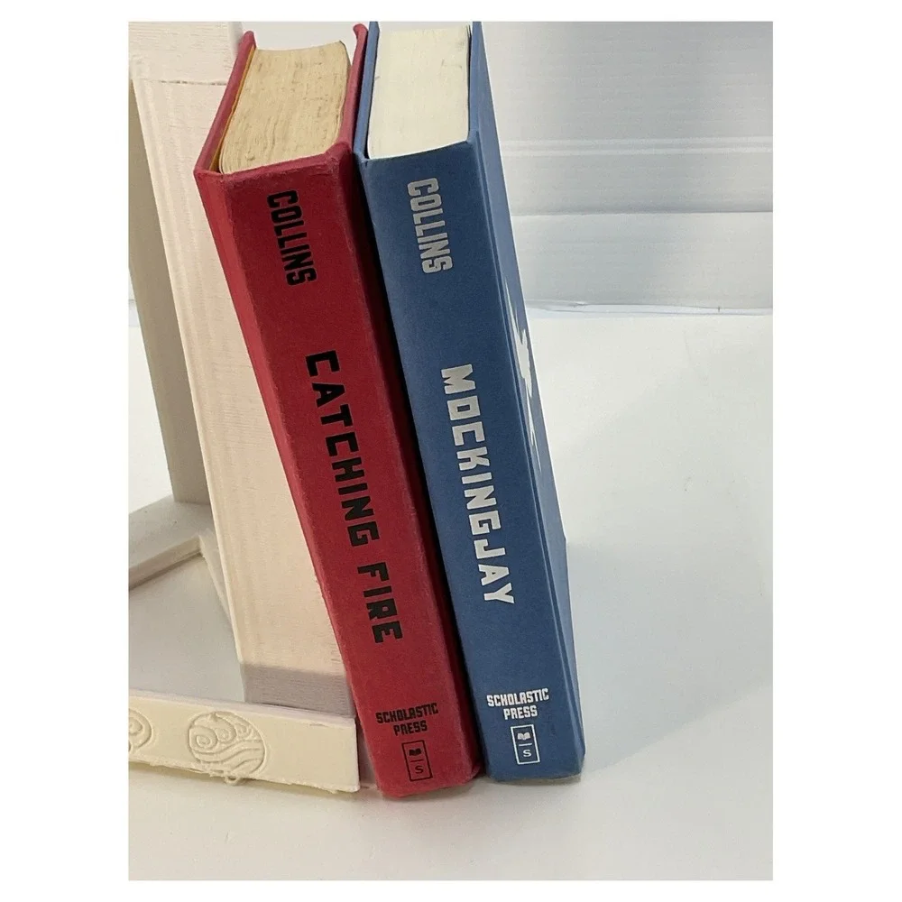 Hunger Games‎ Book Lot: Catching Fire & Mockingjay Hardcover Set